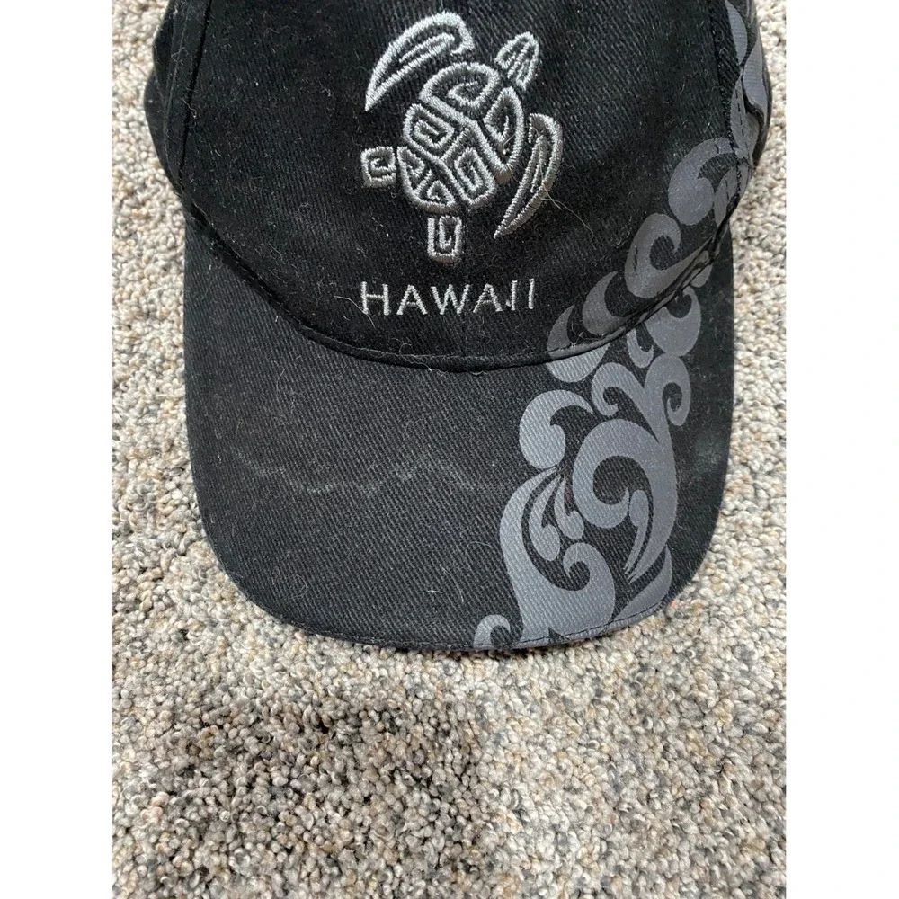 Surfware Hat Unisex OSFA Black Good Hawaii Honu Turtle Tribal Swirl Baseball Cap